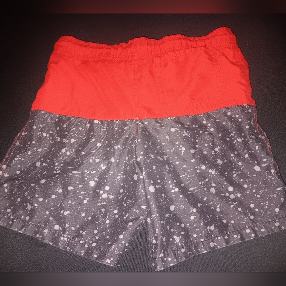 Boys size xsmall 4/5, Wonder Nation swim trunks - Picture 2 of 3